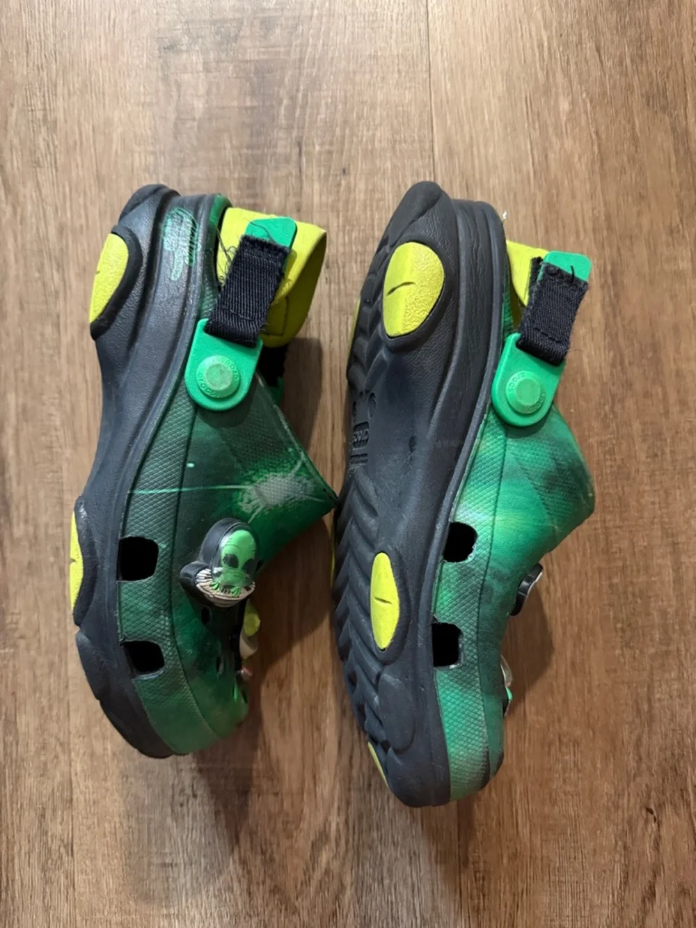 CROCS ron english